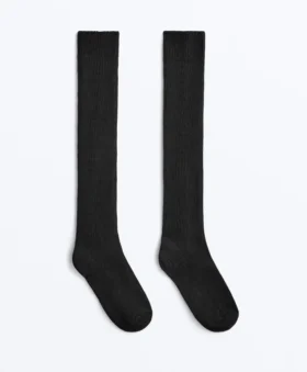 18 % Kaschmir, 13 % Wolle, lange Socken
