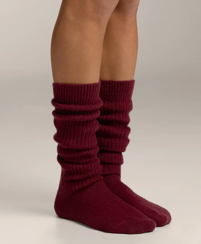 18 % Kaschmir, 13 % Wolle, lange Socken 18 % Kaschmir, 13 % Wolle, lange Socken