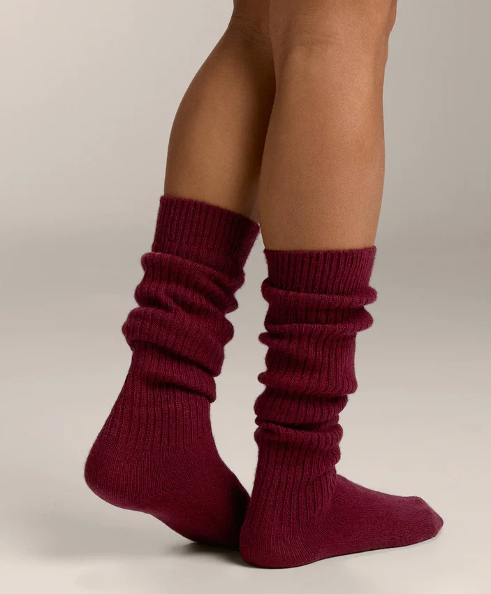 18 % Kaschmir, 13 % Wolle, lange Socken 18 % Kaschmir, 13 % Wolle, lange Socken