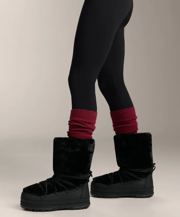 18 % Kaschmir, 13 % Wolle, lange Socken 18 % Kaschmir, 13 % Wolle, lange Socken