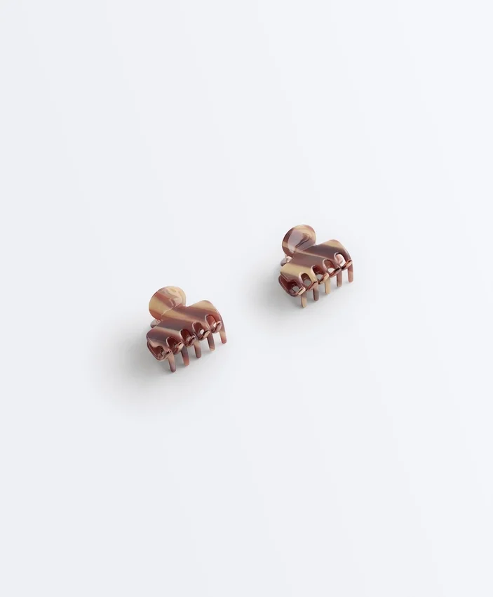 2 mittelgrosse Haarschmuck-Spangen mit Print 2 mittelgrosse Haarschmuck-Spangen mit Print