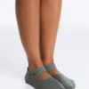 2 Paar gepolsterte Yoga- und Pilates-Socken aus Baumwollmischung mit gekreuzten Bändern 2 Paar gepolsterte Yoga- und Pilates-Socken aus Baumwollmischung mit gekreuzten Bändern