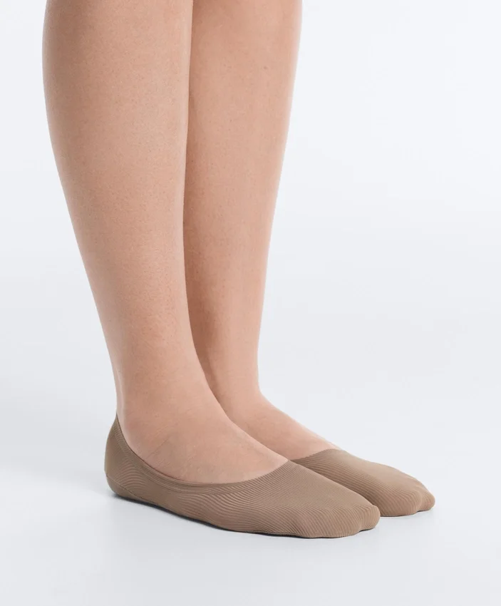 2 Paar gerippte, mittelhohe, unsichtbare Socken aus Mikrofaser 2 Paar gerippte, mittelhohe, unsichtbare Socken aus Mikrofaser