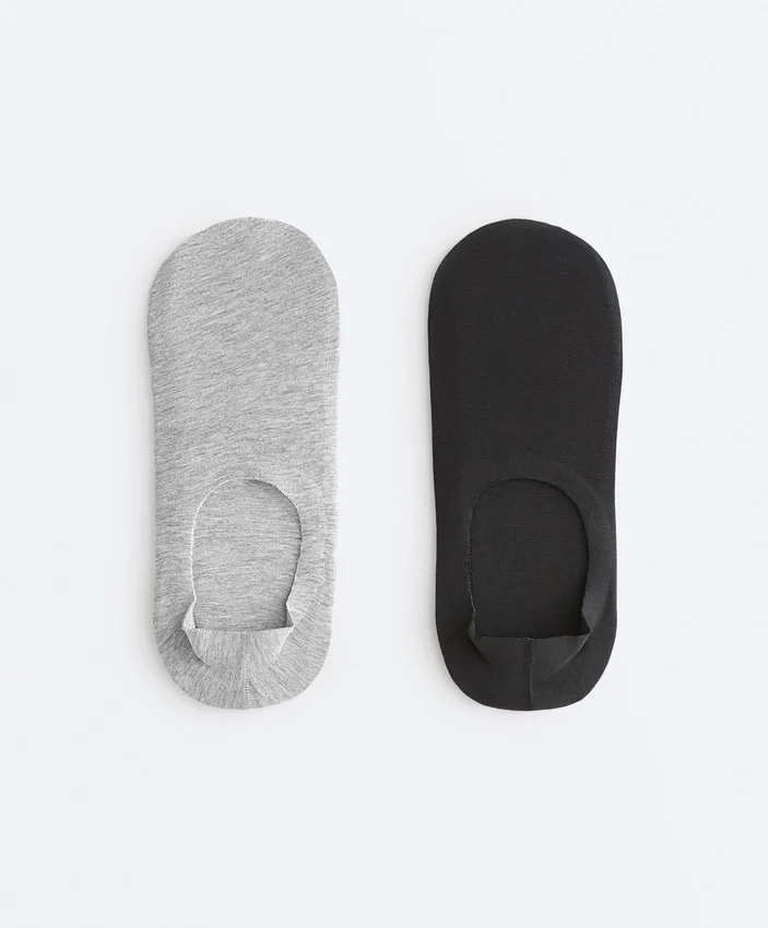 2 Paar hoch geschnittene, gerippte, unsichtbare Socken aus Baumwollmischgewebe 2 Paar hoch geschnittene, gerippte, unsichtbare Socken aus Baumwollmischgewebe