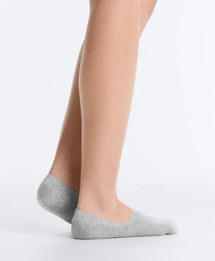 2 Paar hoch geschnittene, gerippte, unsichtbare Socken aus Baumwollmischgewebe 2 Paar hoch geschnittene, gerippte, unsichtbare Socken aus Baumwollmischgewebe