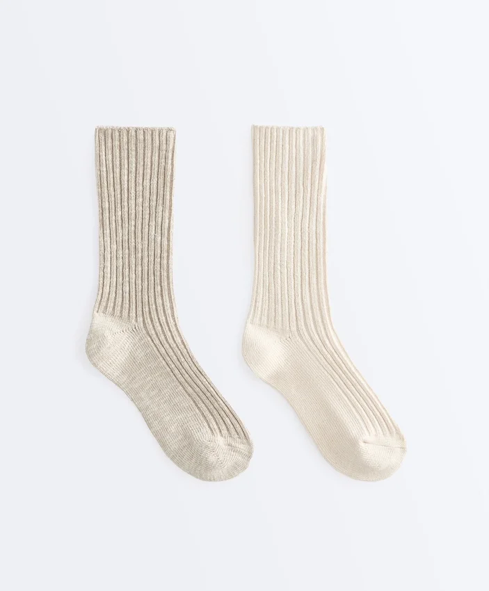 2 Paar klassische Rippensocken 2 Paar klassische Rippensocken