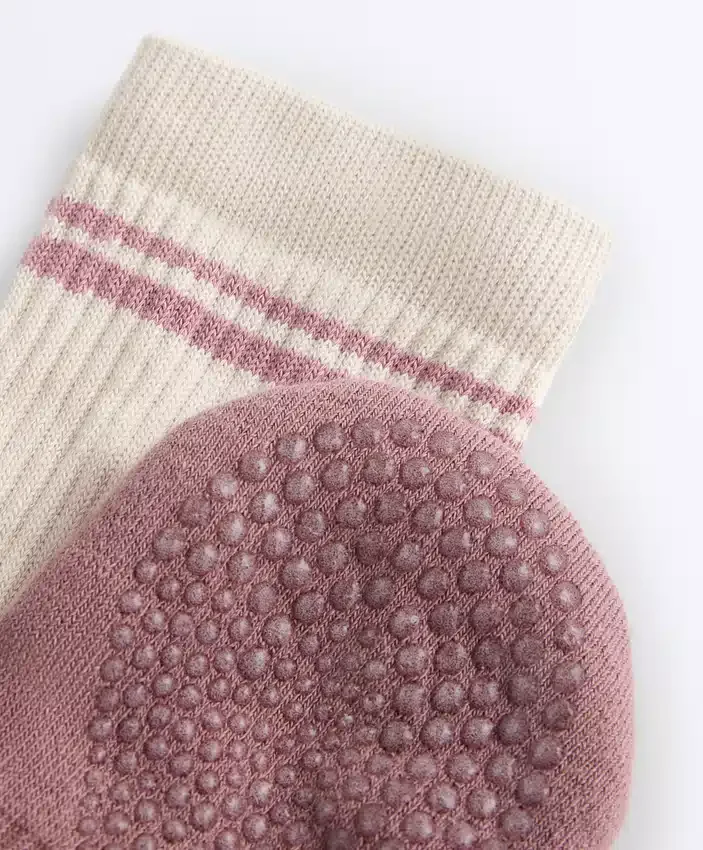2 Paar klassische Yoga- und Pilates-Socken aus Baumwollmischung 2 Paar klassische Yoga- und Pilates-Socken aus Baumwollmischung