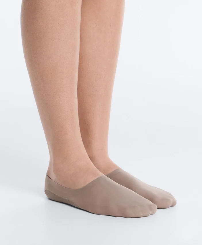 2 Paar unsichtbare, hochgeschnittene Socken aus Mikrofaser 2 Paar unsichtbare, hochgeschnittene Socken aus Mikrofaser