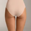 2 unsichtbare, mittelhohe klassische Slips aus Polyamidmischung 2 unsichtbare, mittelhohe klassische Slips aus Polyamidmischung