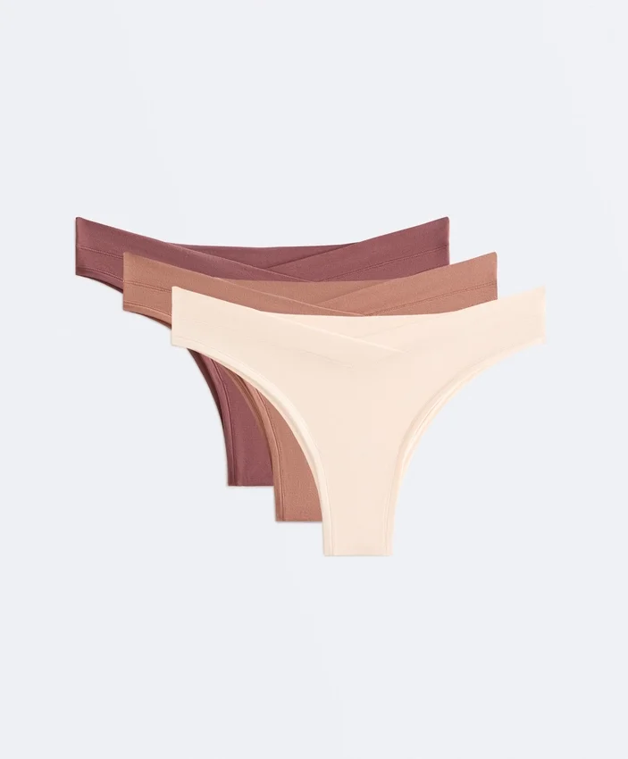 3 Brazilian-Slips mit V-Ausschnitt aus Modal-Mischgewebe 3 Brazilian-Slips mit V-Ausschnitt aus Modal-Mischgewebe
