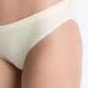 3 klassische Slips aus geripptem Baumwollstoff 3 klassische Slips aus geripptem Baumwollstoff