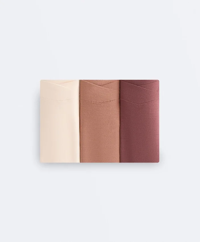 3 klassische Slips aus Modal-Mischung mit V-Ausschnitt 3 klassische Slips aus Modal-Mischung mit V-Ausschnitt