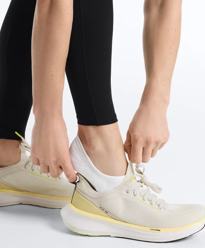 3 Paar hochgeschnittene, unsichtbare Sport-Socken für Sneaker aus einer Polyamid-Mischung 3 Paar hochgeschnittene, unsichtbare Sport-Socken für Sneaker aus einer Polyamid-Mischung