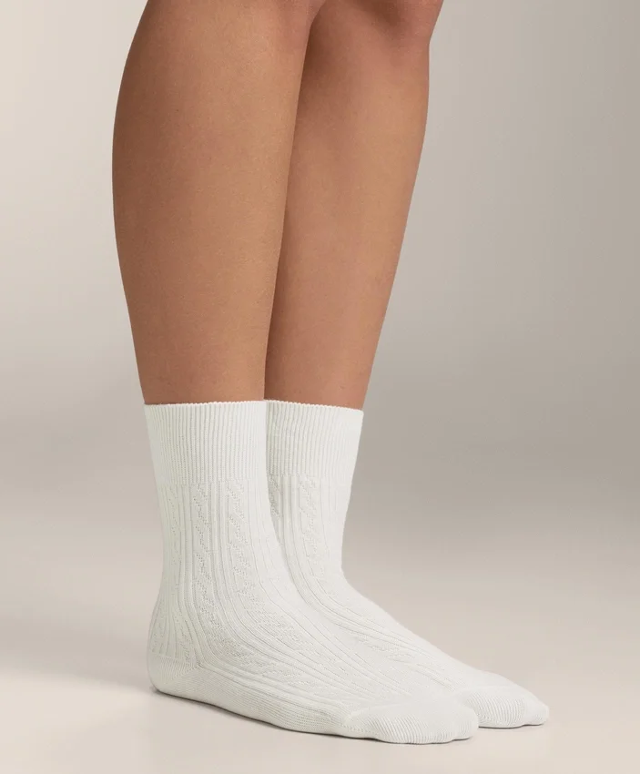 3 Paar klassische Socken aus Baumwollmischung 3 Paar klassische Socken aus Baumwollmischung