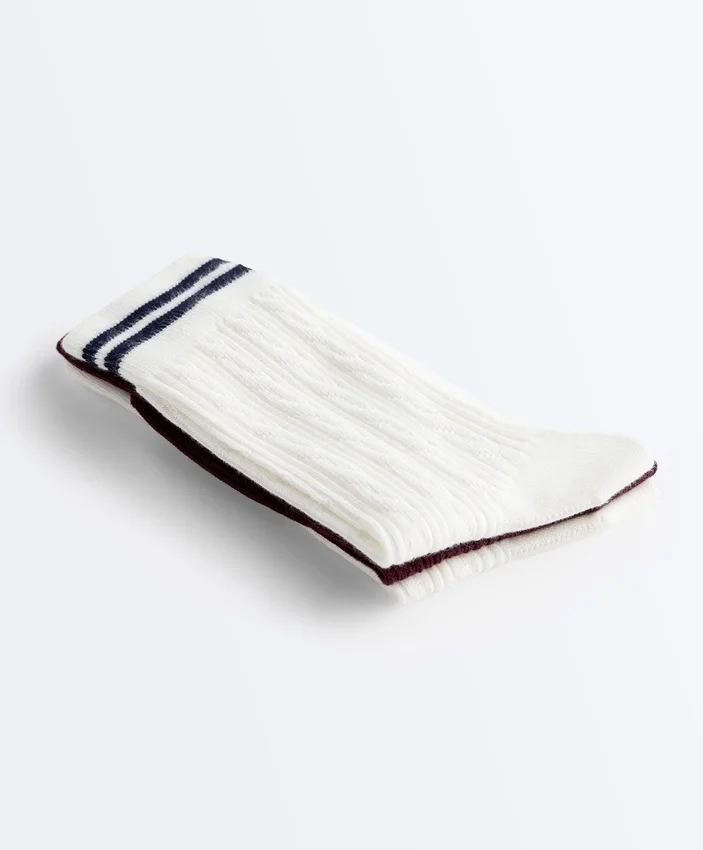 3 Paar klassische Socken aus Baumwollmischung 3 Paar klassische Socken aus Baumwollmischung