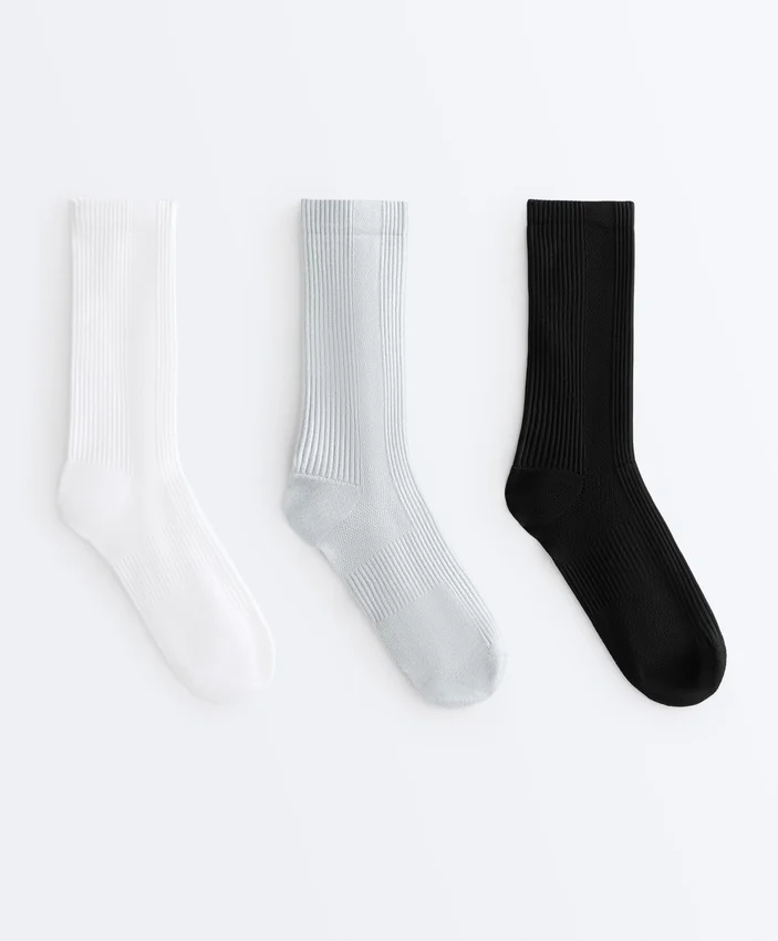 3 Paar klassische Sportsocken aus Polyamid-Mischgewebe 3 Paar klassische Sportsocken aus Polyamid-Mischgewebe