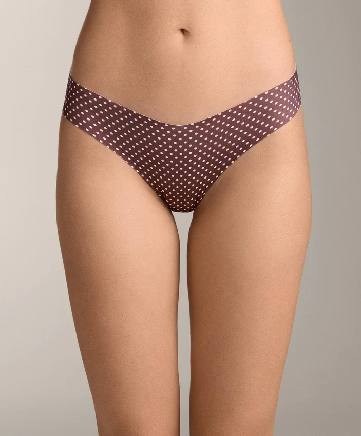3 unsichtbare, lasergeschnittene Bikinis-Slips aus Polyamid-Mischgewebe mit V-Ausschnitt 3 unsichtbare, lasergeschnittene Bikinis-Slips aus Polyamid-Mischgewebe mit V-Ausschnitt