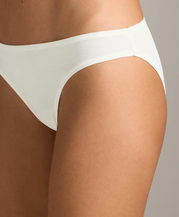 5 klassische Slips aus Baumwollmischung 5 klassische Slips aus Baumwollmischung