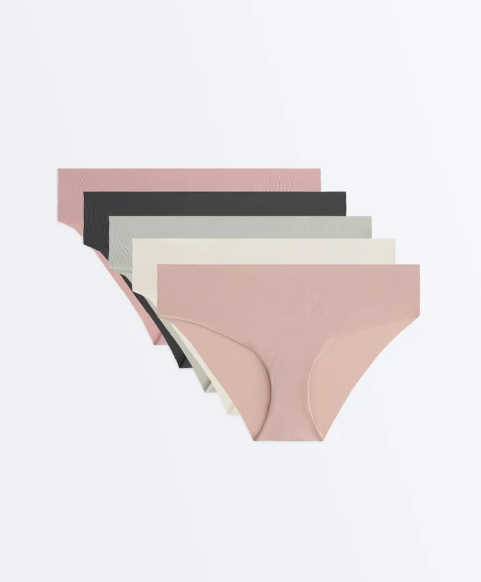 5 leichte Hipster-Slips aus einer Polyamid-Rippmischung mit unsichtbarem Laserschnitt 5 leichte Hipster-Slips aus einer Polyamid-Rippmischung mit unsichtbarem Laserschnitt