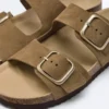 Badesandalen aus Spaltleder mit Schnalle Badesandalen aus Spaltleder mit Schnalle