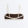 Bandeau-Bikini mit Kontrastbesatz