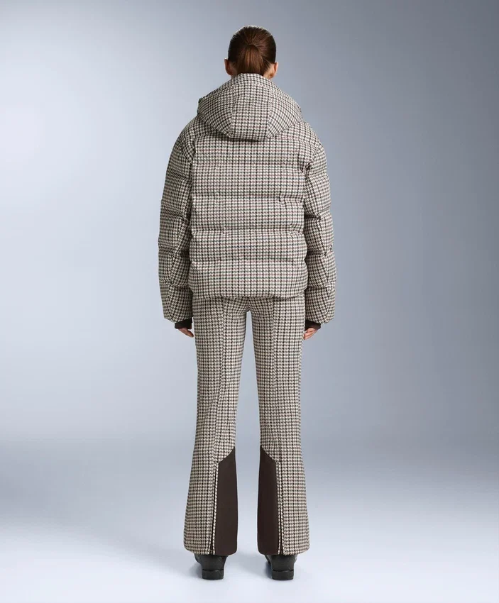 Wasserabweisende, bedruckte, hoch geschnittene Stretch-Skihose mit ausgestelltem Bein Wasserabweisende, bedruckte, hoch geschnittene Stretch-Skihose mit ausgestelltem Bein