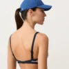 Bikini-Oberteil im Triangel-Schnitt mit strukturierten Streifen und Besatz Bikini-Oberteil im Triangel-Schnitt mit strukturierten Streifen und Besatz