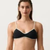 Bikini-Oberteil mit Kontrastbesatz Bikini-Oberteil mit Kontrastbesatz