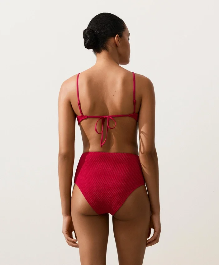 Bikini-Slip mit hoher Taille und Waffelstruktur Bikini-Slip mit hoher Taille und Waffelstruktur