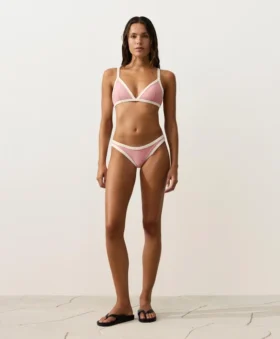 Bikinis-Slip mit U-Ausschnitt, mittlerer Bedeckung und Kontrastbesatz Bikinis-Slip mit U-Ausschnitt, mittlerer Bedeckung und Kontrastbesatz