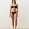 Bikinis-Slips mit U-Ausschnitt und kontrastfarbener Paspel Bikinis-Slips mit U-Ausschnitt und kontrastfarbener Paspel