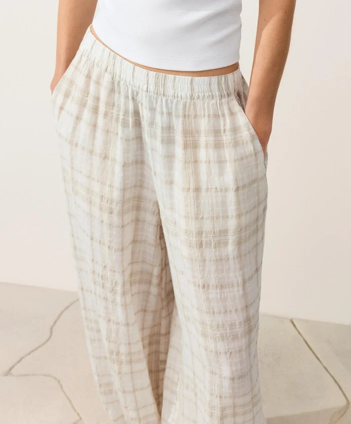 Bloomer-Hose aus Leinen- und Lyocell-Mischgewebe Bloomer-Hose aus Leinen- und Lyocell-Mischgewebe