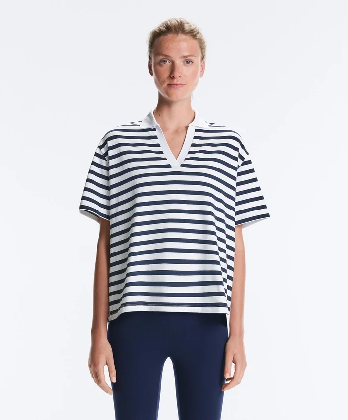 Boxy Kurzarm-T-Shirt aus Baumwollmischung mit Rollkragen Boxy Kurzarm-T-Shirt aus Baumwollmischung mit Rollkragen