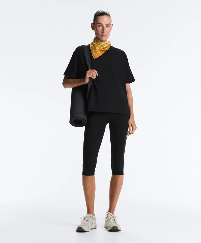 Boxy T-Shirt aus Baumwollmischung mit kurzen Ärmeln Boxy T-Shirt aus Baumwollmischung mit kurzen Ärmeln