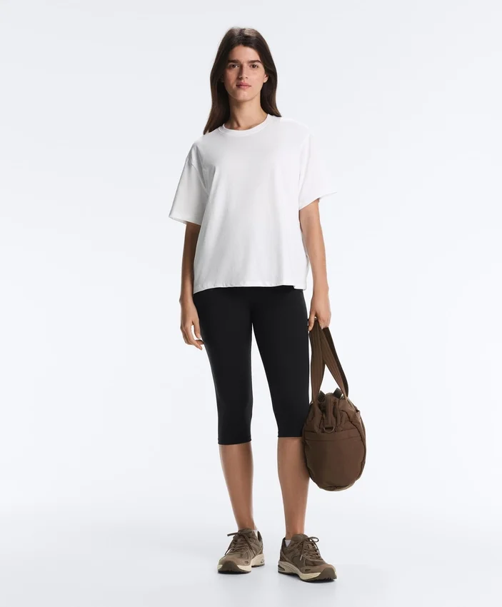 Boxy T-Shirt aus Baumwollmischung mit kurzen Ärmeln Boxy T-Shirt aus Baumwollmischung mit kurzen Ärmeln