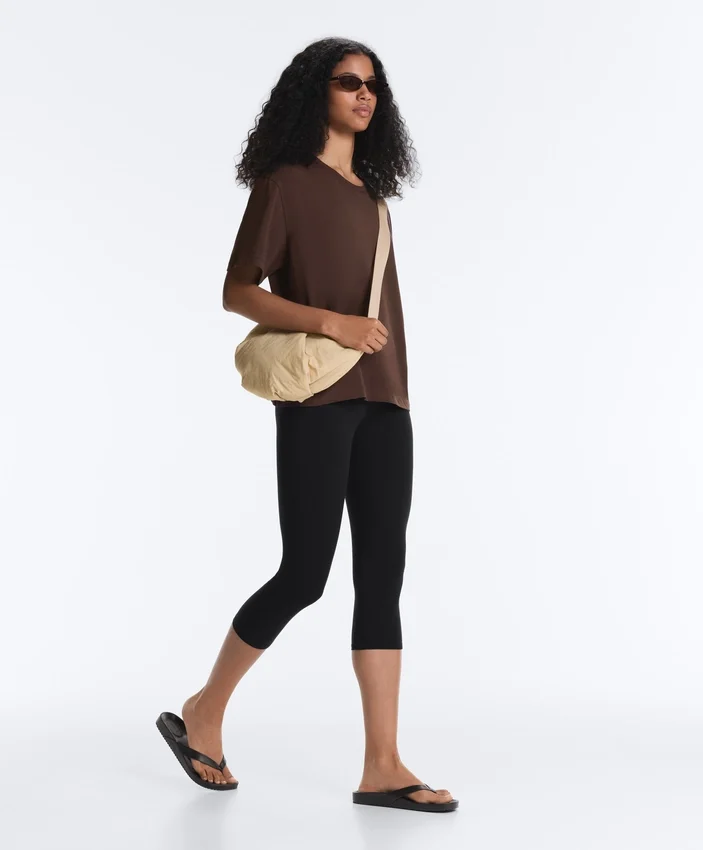 Boxy T-Shirt aus Baumwollmischung mit kurzen Ärmeln Boxy T-Shirt aus Baumwollmischung mit kurzen Ärmeln