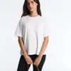 Boxy T-Shirt aus Baumwollmischung mit kurzen Ärmeln Boxy T-Shirt aus Baumwollmischung mit kurzen Ärmeln