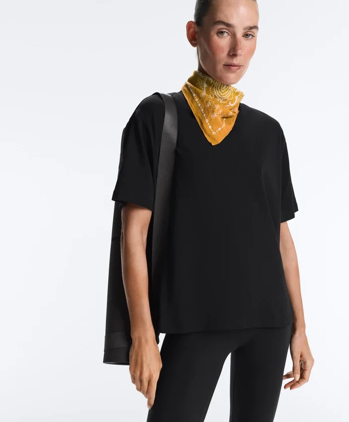 Boxy T-Shirt aus Baumwollmischung mit kurzen Ärmeln Boxy T-Shirt aus Baumwollmischung mit kurzen Ärmeln