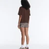 Boxy T-Shirt aus Baumwollmischung mit kurzen Ärmeln Boxy T-Shirt aus Baumwollmischung mit kurzen Ärmeln