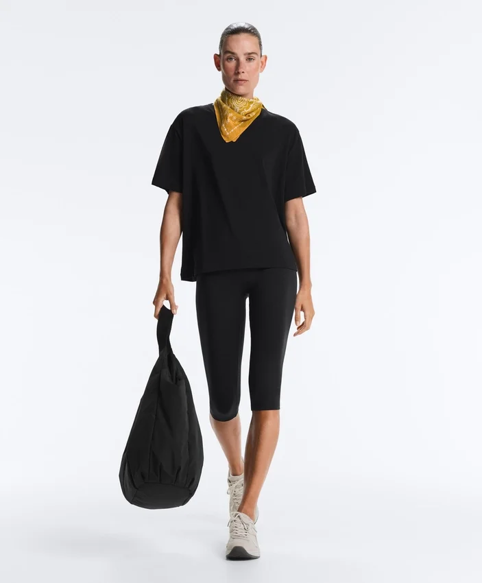 Boxy T-Shirt aus Baumwollmischung mit kurzen Ärmeln Boxy T-Shirt aus Baumwollmischung mit kurzen Ärmeln