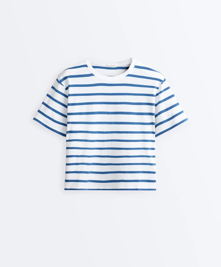 Boxy T-Shirt aus Baumwollmischung mit kurzen Ärmeln Boxy T-Shirt aus Baumwollmischung mit kurzen Ärmeln