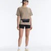 Boxy T-Shirt aus Baumwollmischung mit kurzen Ärmeln und Slogan Boxy T-Shirt aus Baumwollmischung mit kurzen Ärmeln und Slogan