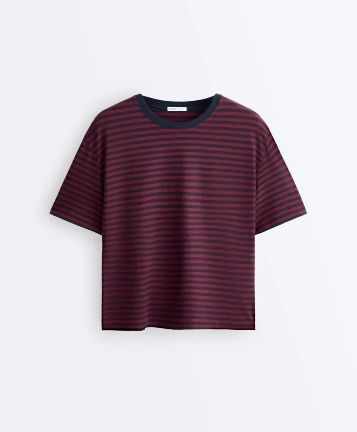 Boxy T-Shirt aus Baumwollmischung mit kurzen Ärmeln und Streifenmuster Boxy T-Shirt aus Baumwollmischung mit kurzen Ärmeln und Streifenmuster