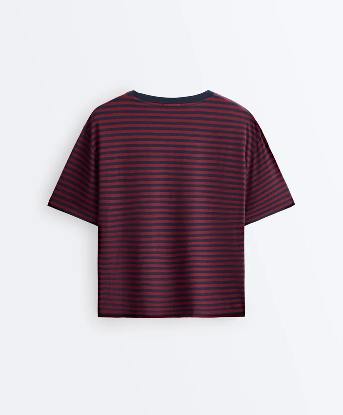 Boxy T-Shirt aus Baumwollmischung mit kurzen Ärmeln und Streifenmuster Boxy T-Shirt aus Baumwollmischung mit kurzen Ärmeln und Streifenmuster