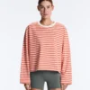 Boxy-T-Shirt mit langen Ärmeln und Streifenmuster aus 100 % Baumwolle Boxy-T-Shirt mit langen Ärmeln und Streifenmuster aus 100 % Baumwolle