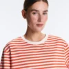 Boxy-T-Shirt mit langen Ärmeln und Streifenmuster aus 100 % Baumwolle Boxy-T-Shirt mit langen Ärmeln und Streifenmuster aus 100 % Baumwolle