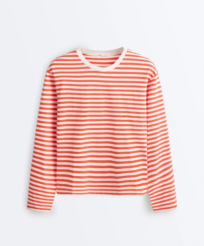 Boxy-T-Shirt mit langen Ärmeln und Streifenmuster aus 100 % Baumwolle Boxy-T-Shirt mit langen Ärmeln und Streifenmuster aus 100 % Baumwolle