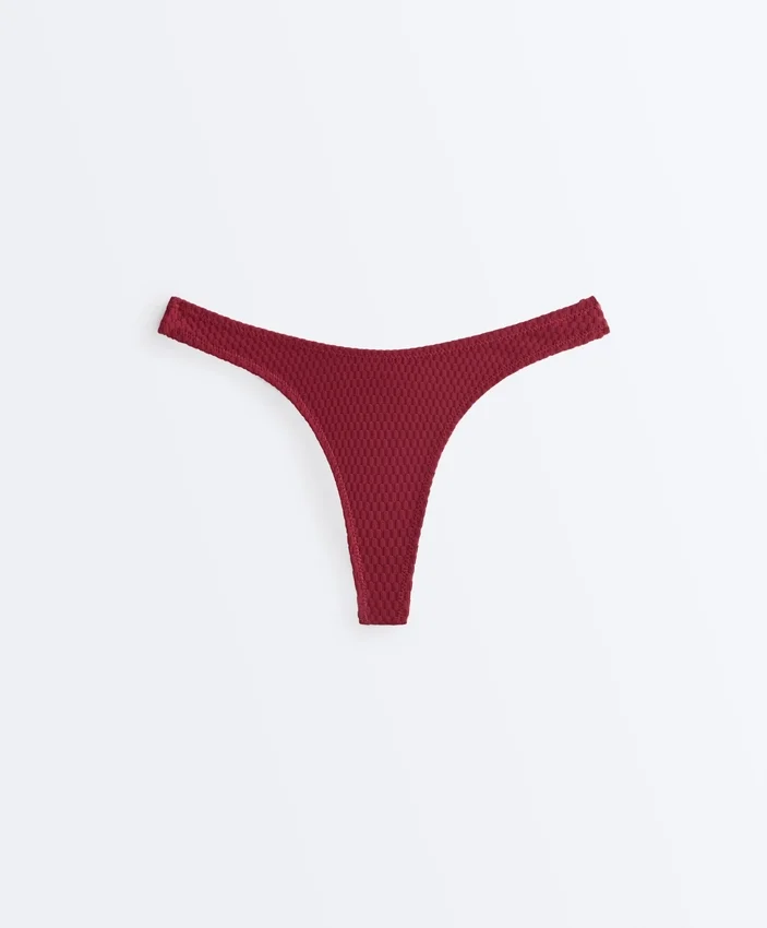 Brasilianische Bikinis mit U-Ausschnitt und Mini-Karomuster Brasilianische Bikinis mit U-Ausschnitt und Mini-Karomuster