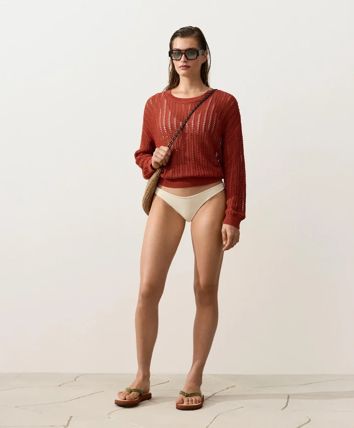 Brasilianischer Bikini-Slip mit U-Ausschnitt und Crinkle-Effekt Brasilianischer Bikini-Slip mit U-Ausschnitt und Crinkle-Effekt