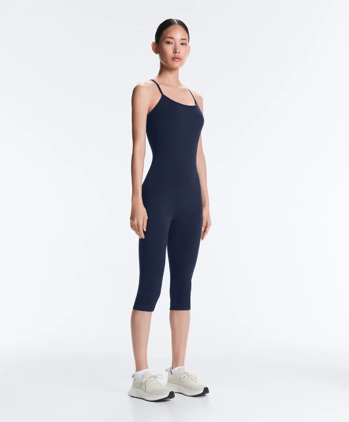 Comfortlux Capri-Jumpsuit mit gekreuzten Trägern am Rücken Comfortlux Capri-Jumpsuit mit gekreuzten Trägern am Rücken